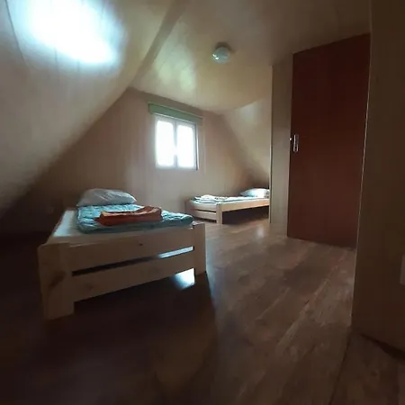 Letniskowy Nad Jez. Dadaj *